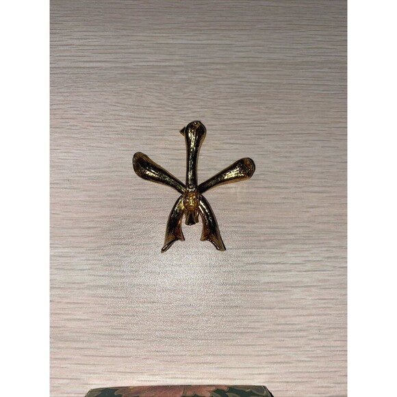 RISIS Gold Plated Orchid Brooch Or Pendant - Picture 4 of 11